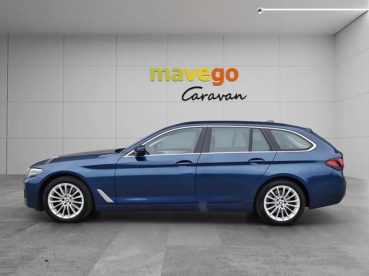 BMW 5 Series 2023 photo 3