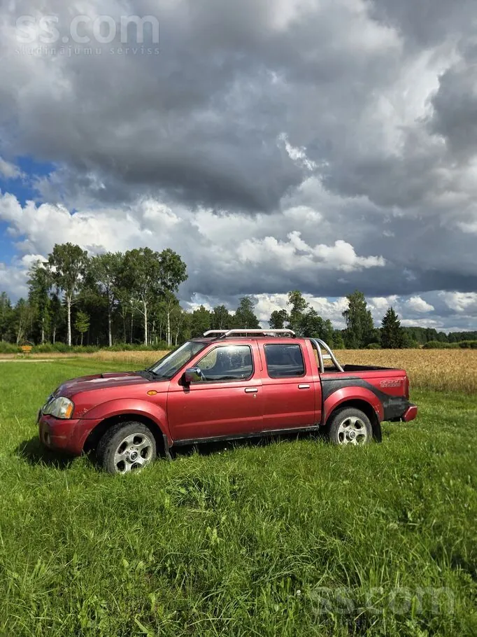 Nissan Navara 2005 photo 4