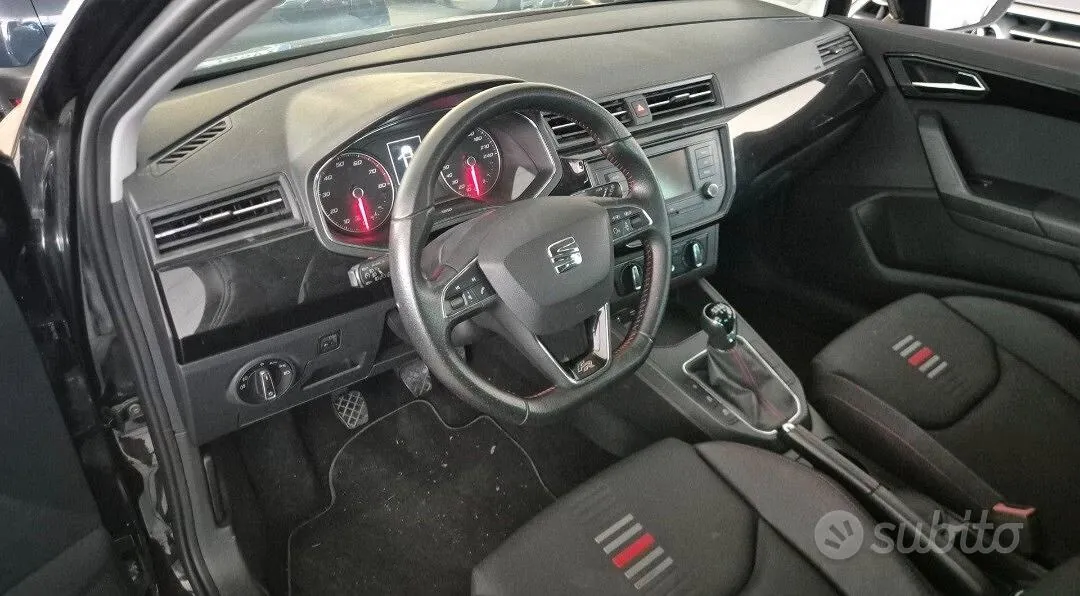 Seat Ibiza 2017 photo 5