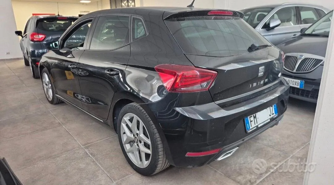 Seat Ibiza 2017 photo 4
