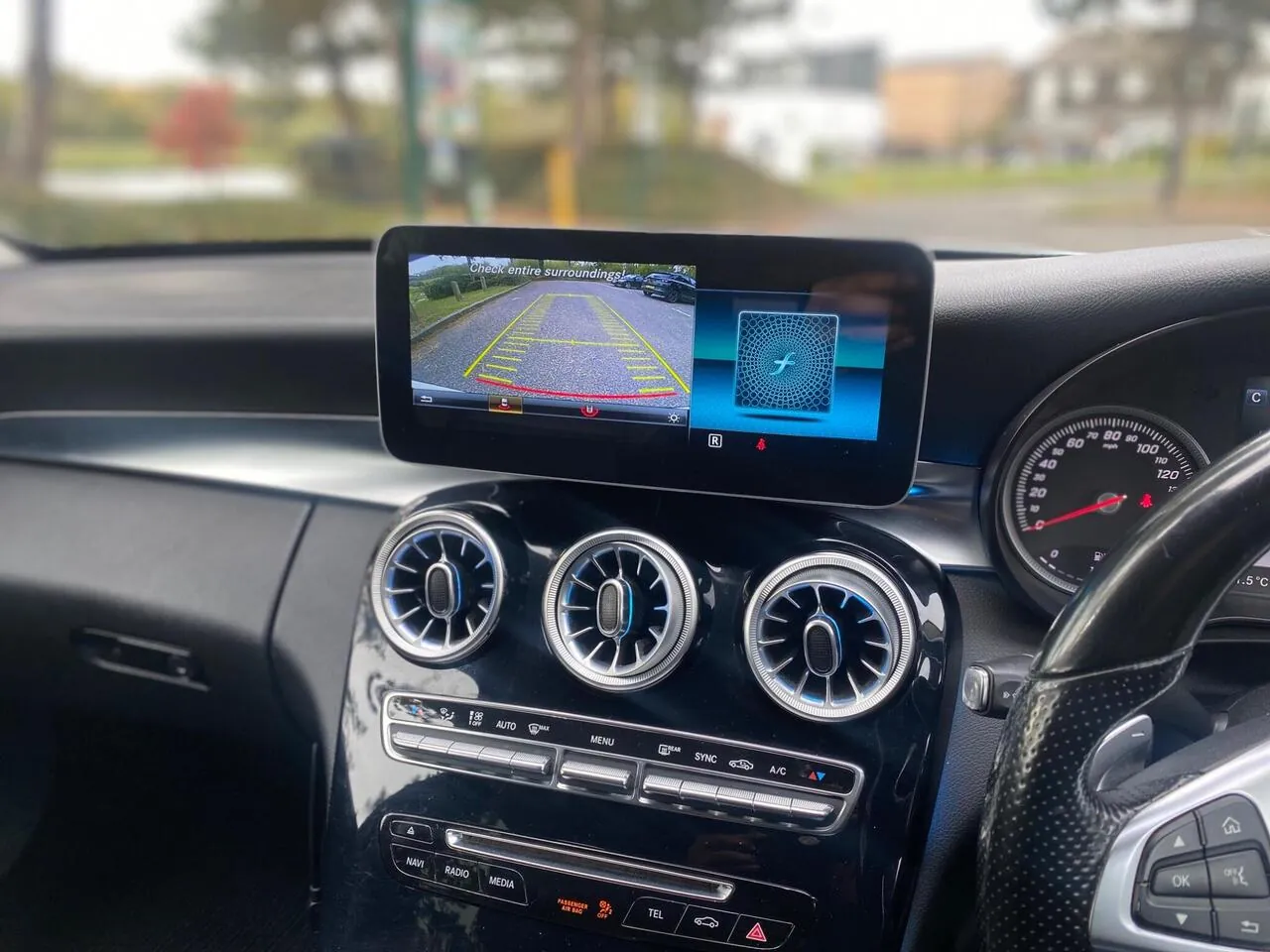 Mercedes-Benz C-Class 2015 photo 2