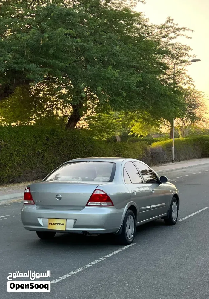 Nissan Sunny 2009 photo 4