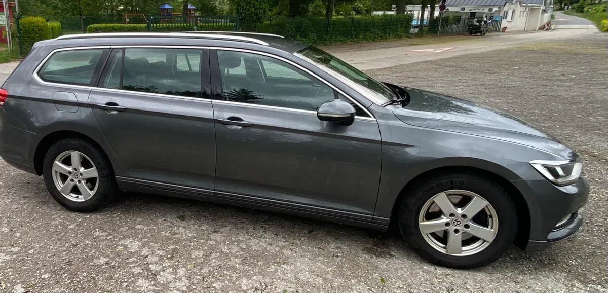 Volkswagen Passat 2017 photo 2