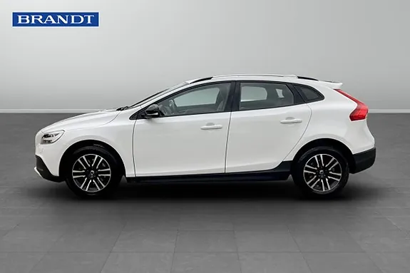 Volvo V40 Cross Country 2019 photo 3