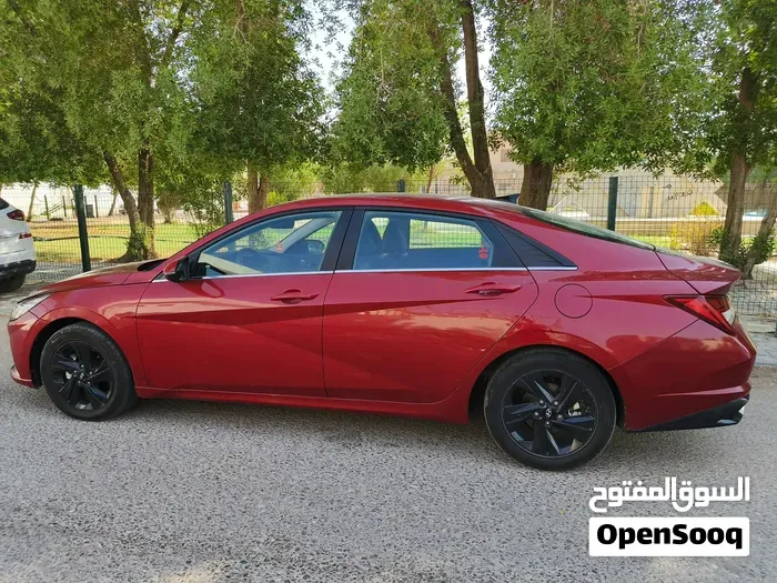 Hyundai Elantra 2023 photo 2