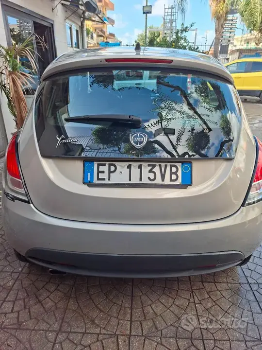 Lancia Ypsilon 2013 photo 3