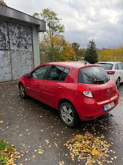 Renault Clio 2012 photo 4