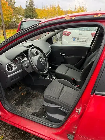 Renault Clio 2012 photo 5