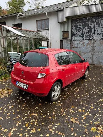 Renault Clio 2012 photo 3