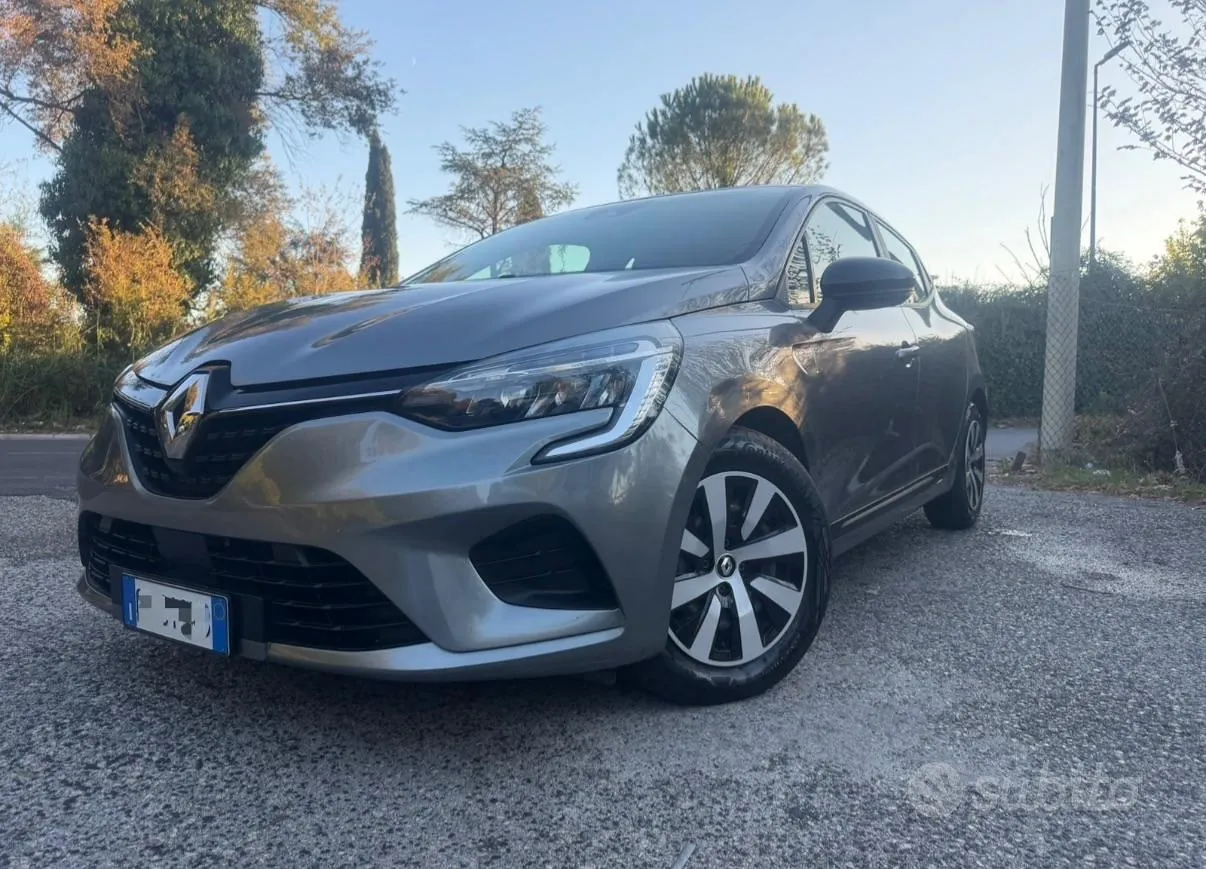 Renault Clio 2023 photo 3