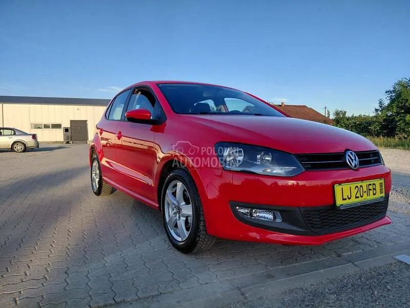 Volkswagen Polo 2010 photo 3