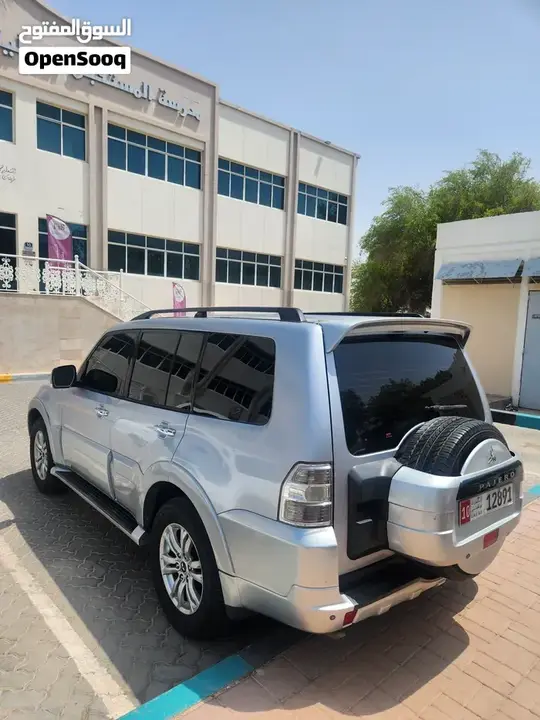 Mitsubishi Pajero 2012 photo 5