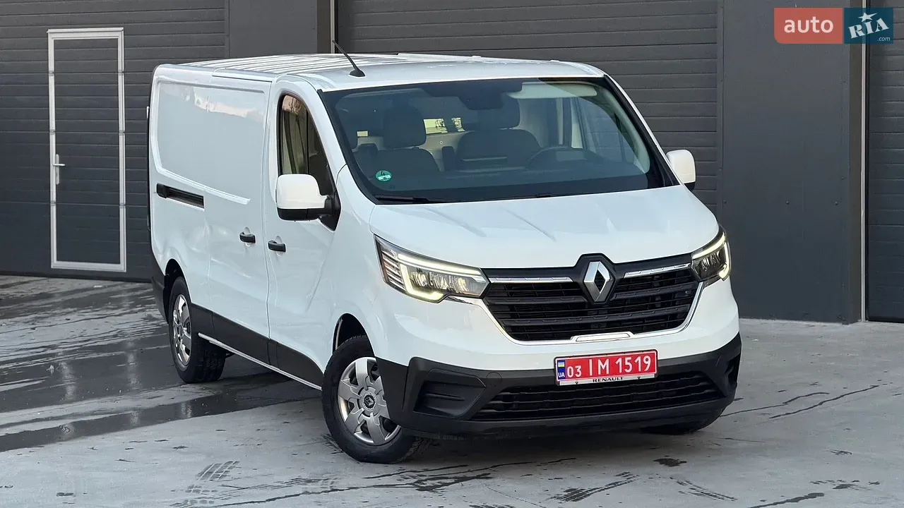 Renault Trafic 2024 photo 2