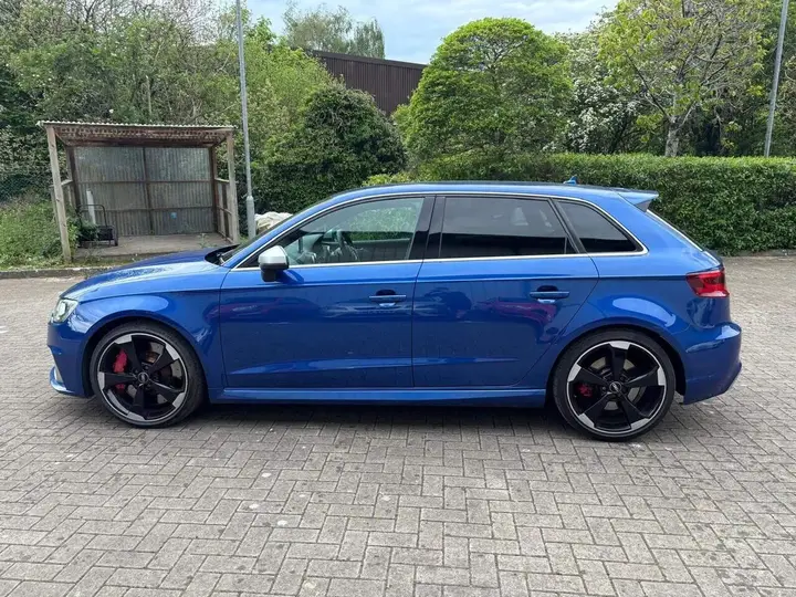 Audi Rs3 2015 photo 4