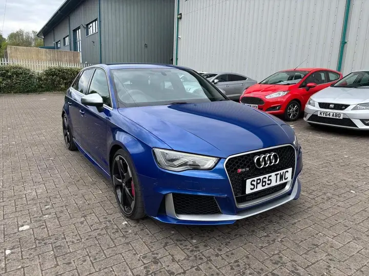 Audi Rs3 2015 photo 2