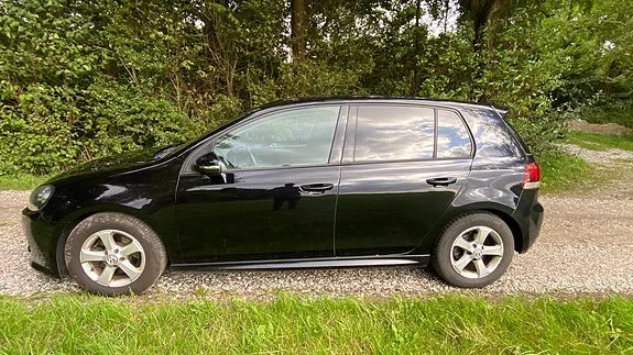 Volkswagen Golf Vi 2010 photo 3