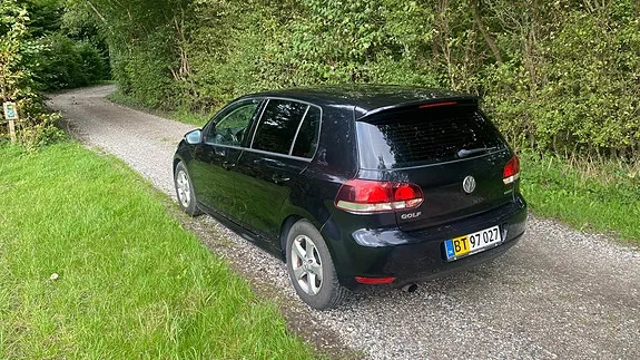 Volkswagen Golf Vi 2010 photo 2