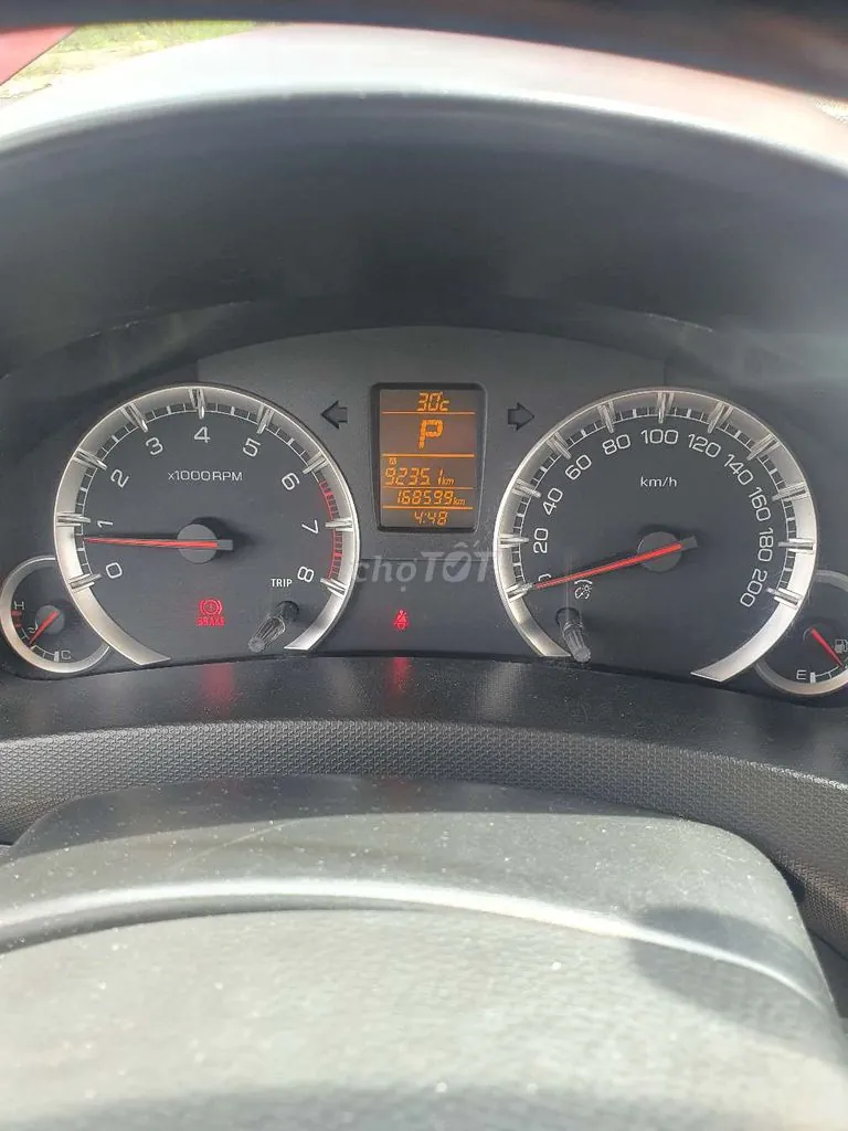 Suzuki Swift 2015 photo 3