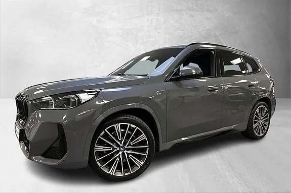 BMW Ix1 2023 photo 4