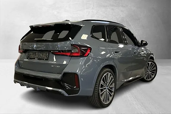 BMW Ix1 2023 photo 3