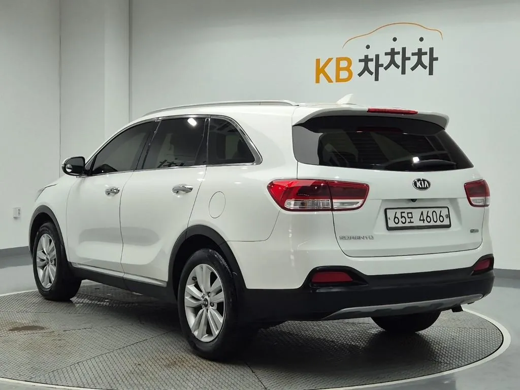 Kia Sorento 2017 photo 2