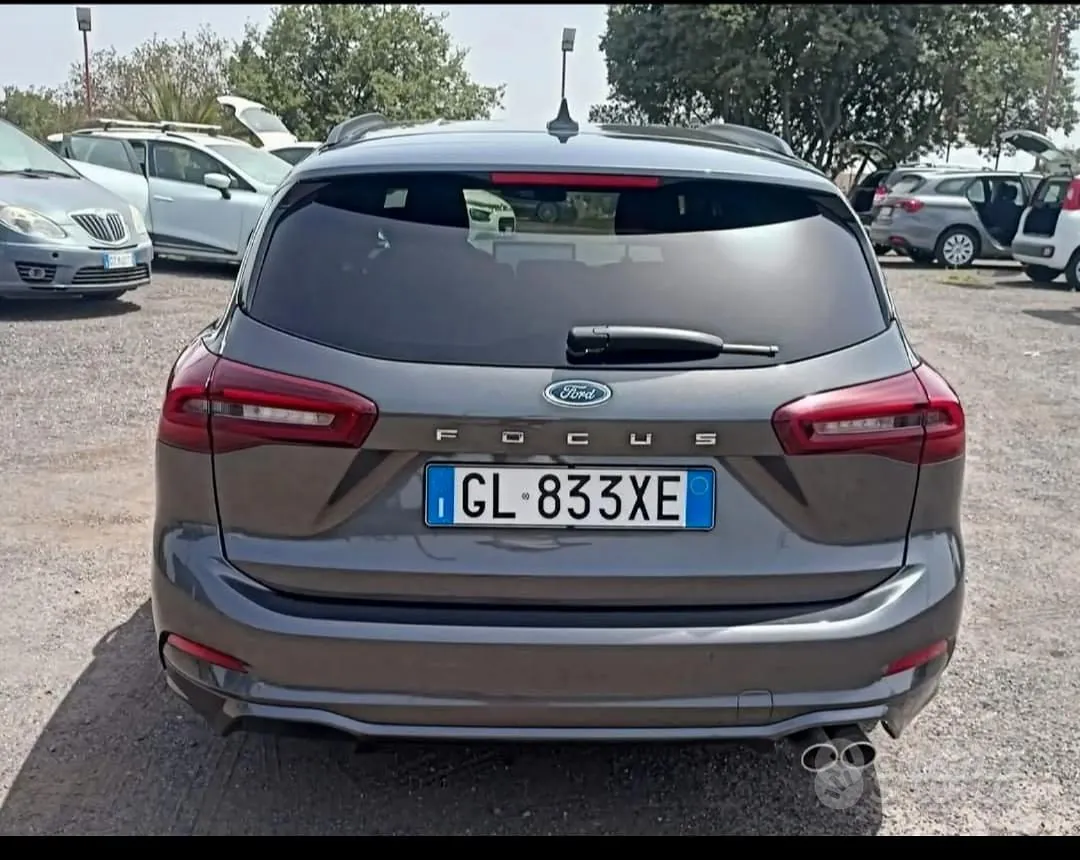 Ford Focus 2022 photo 3