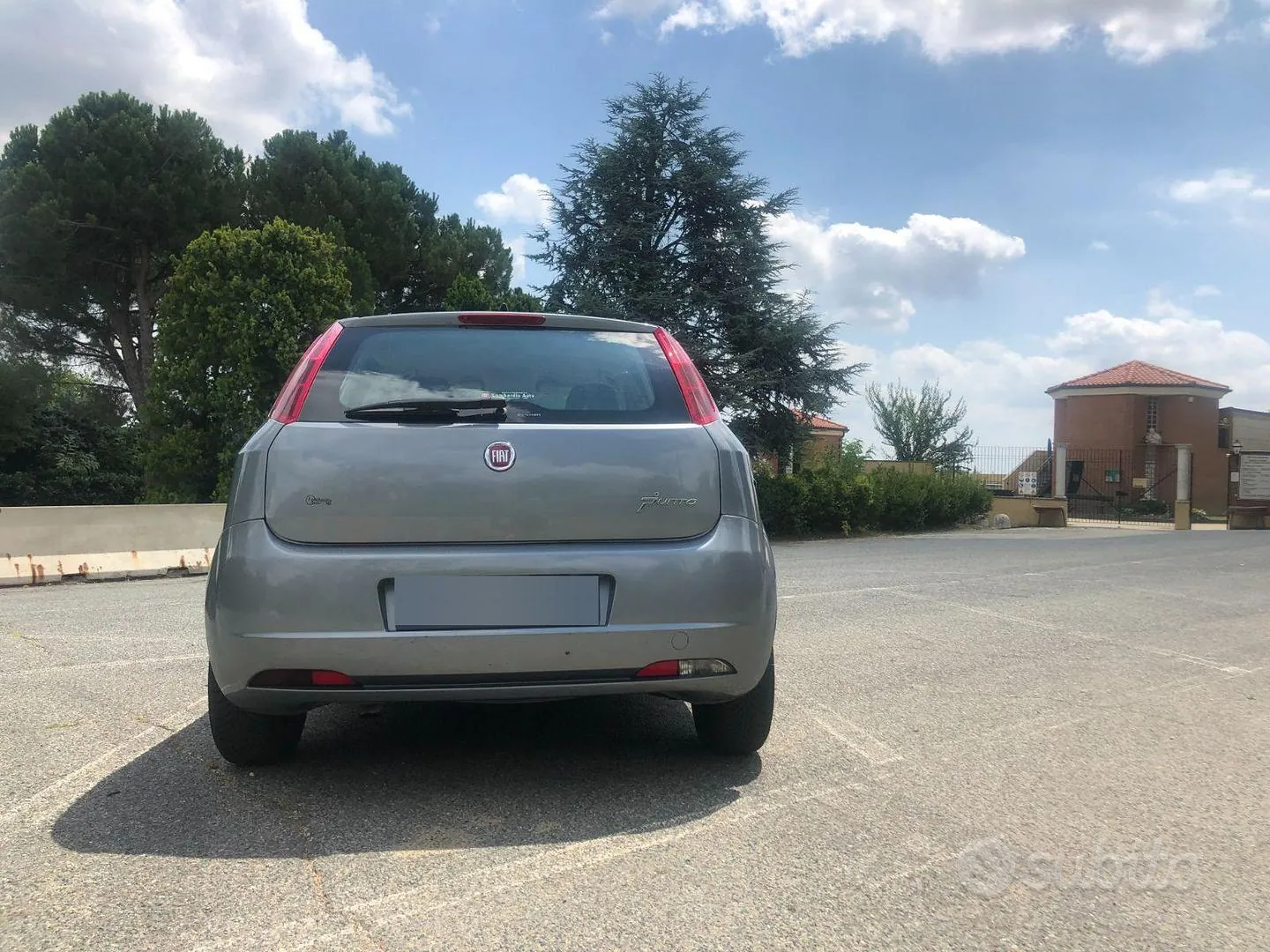 Fiat Grande Punto 2008 photo 2