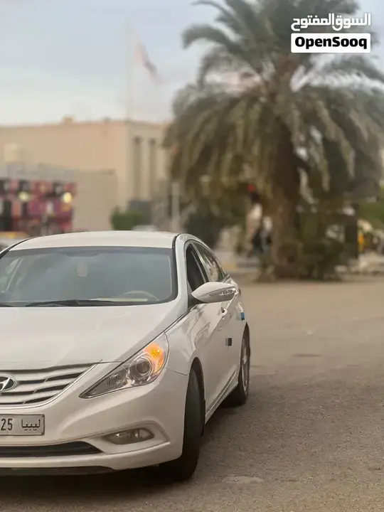 Hyundai Sonata 2012 photo 3