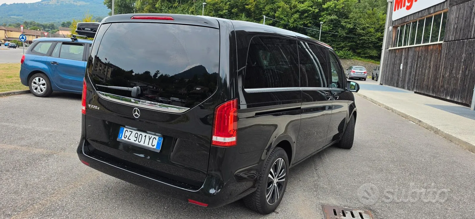 Mercedes-Benz V-Class 2017 photo 3