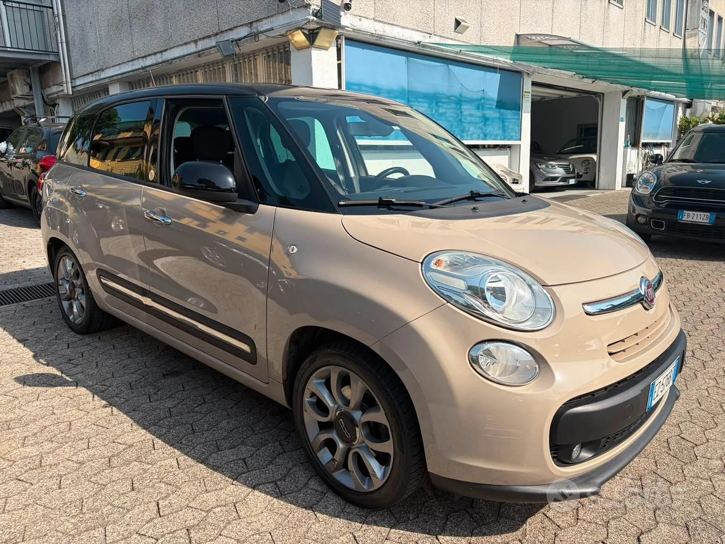 Fiat 500L 2015 photo 3