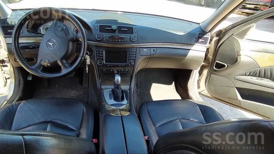 Mercedes-Benz E280 2006 photo 4