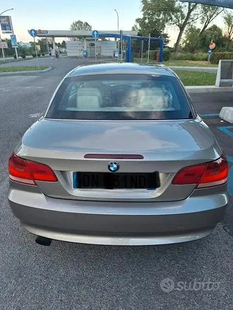 BMW 3 Series 2008 photo 2