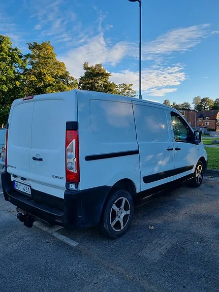 Peugeot Expert 2010 photo 4