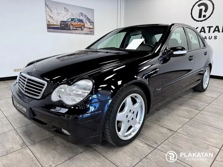 Mercedes-Benz C 320