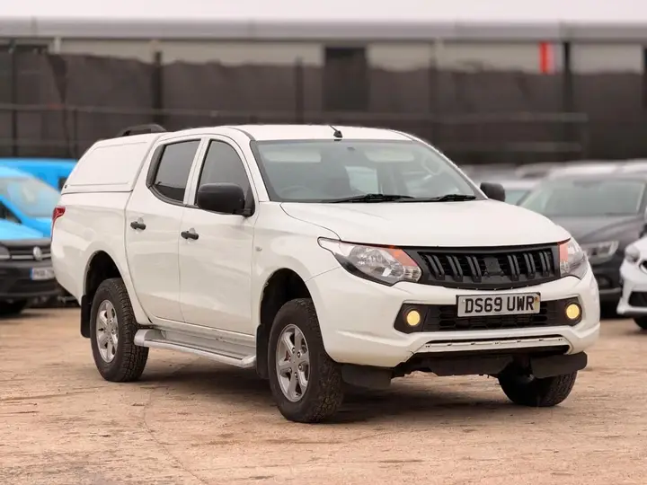Mitsubishi L200 2019 photo 4