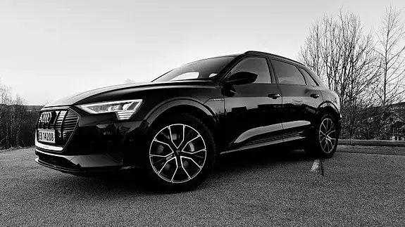 Audi E-Tron 2020 photo 2