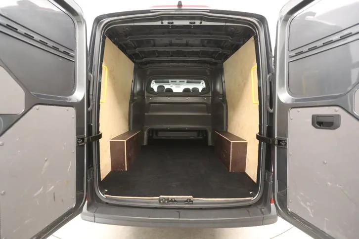 Volkswagen Crafter 2023 photo 3