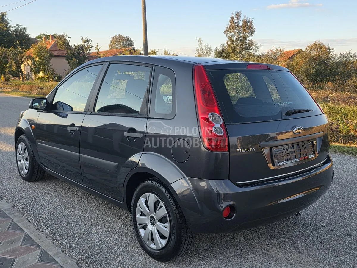 Ford Fiesta 2006 photo 5