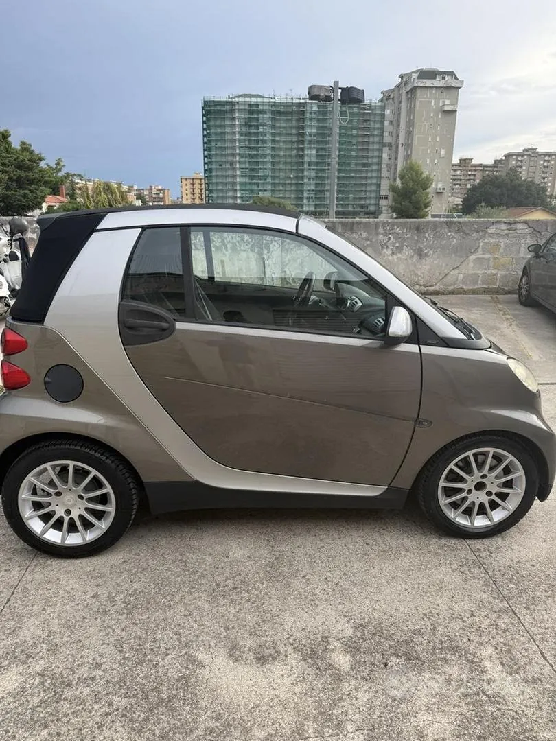 Smart Cabrio 2010 photo 3