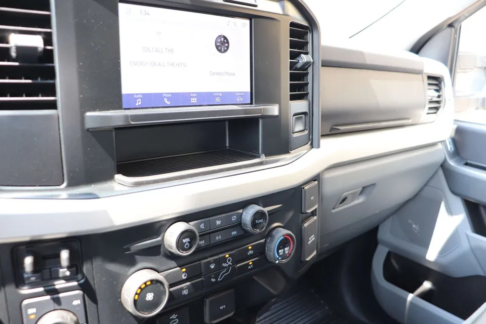 Ford F350 2023 photo 2