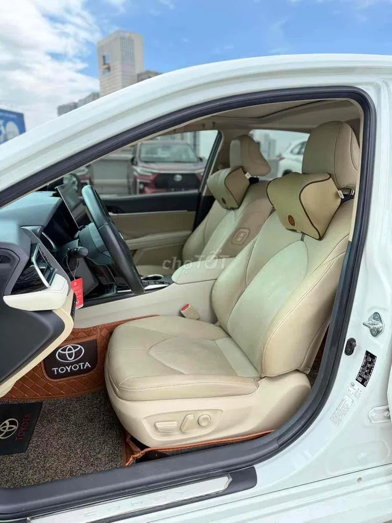 Toyota Camry 2022 photo 5
