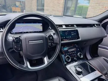 Land Rover Range Rover Velar 2018 photo 3