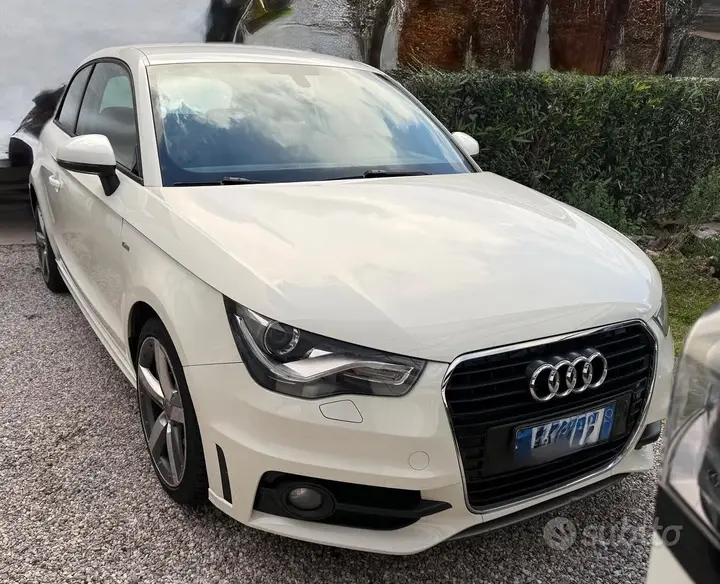 Audi A1 2011 photo 2