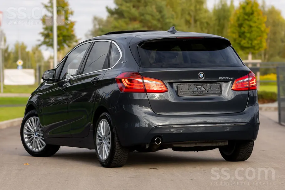 BMW 225Xe 2017 photo 4