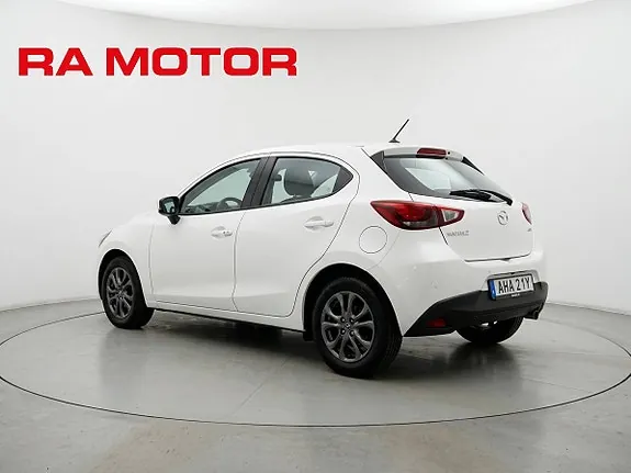 Mazda 2 2020 photo 2