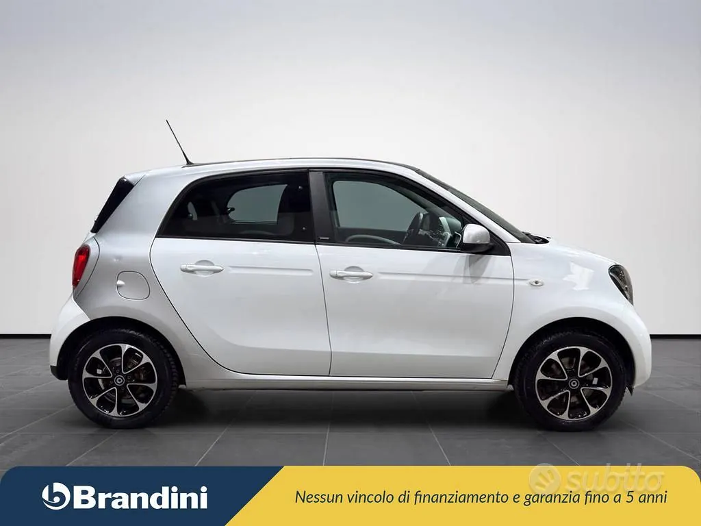 Smart Forfour 2015 photo 5