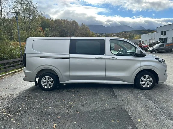 Ford Transit Custom 320L 2024 photo 5