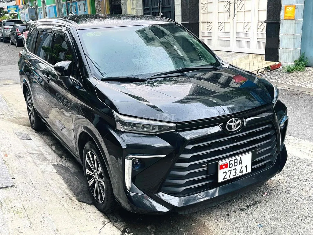 Toyota Avanza Premio