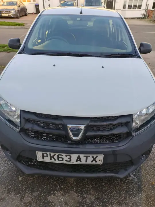 Dacia Sandero 2013 photo 2