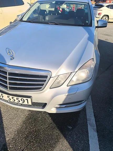 Mercedes-Benz E200 D